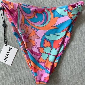 Skatie - Salty Bottoms - Small - Lanai - NWT